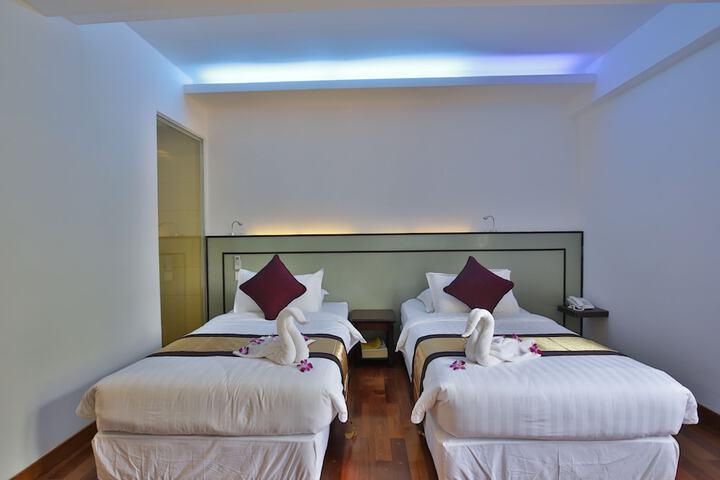 Room 15 of 78