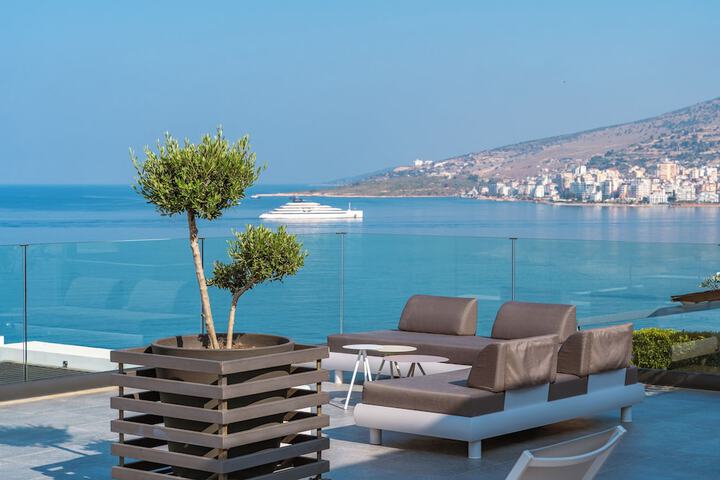 Terrace/Patio 148 of 163