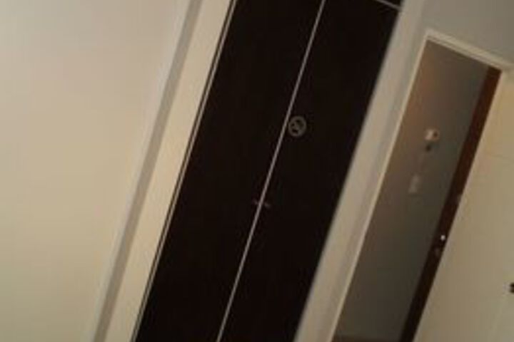 Room 16 of 64
