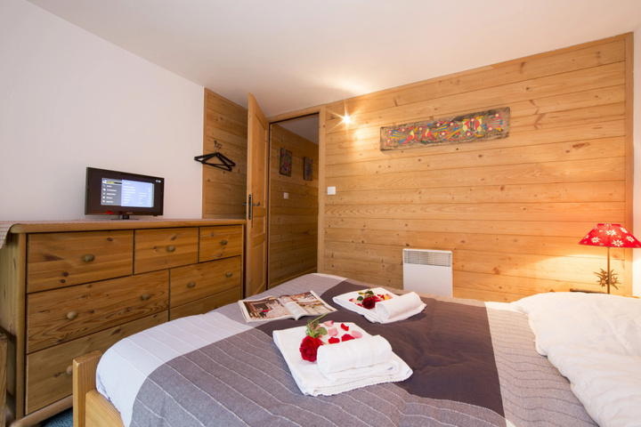 Room 3 of 19