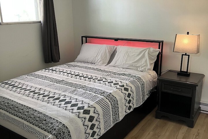 Room 2 of 70