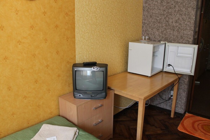 Room 41 of 68