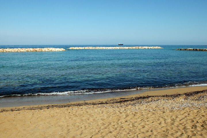 Beach 69 of 77