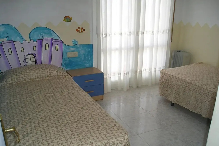 Room 2 of 12