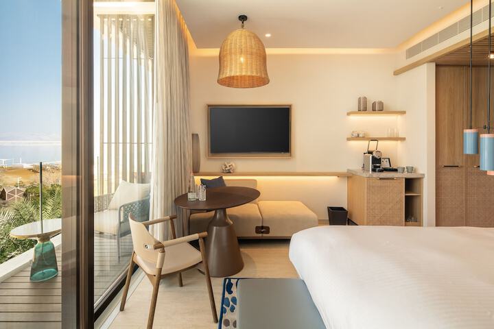 Room 36 of 105