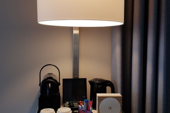 Room 3 of 40