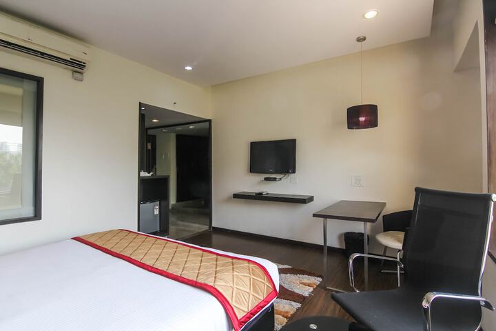 Room 7 of 64