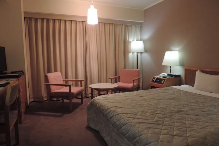 Room 7 of 116