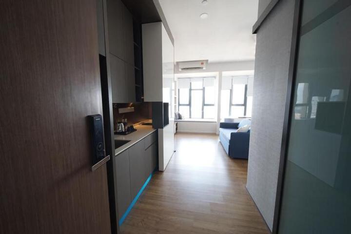 Ceylonz Starlight Suites at KL Golden Triangle