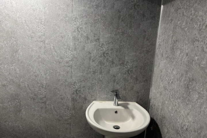 Room 124 of 156