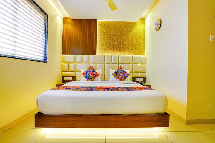 Room 13 of 39
