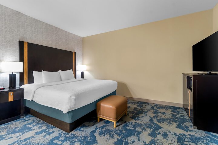 Room 14 of 52