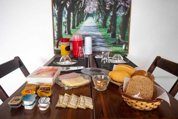 Breakfast/Coffee Service 24 of 51