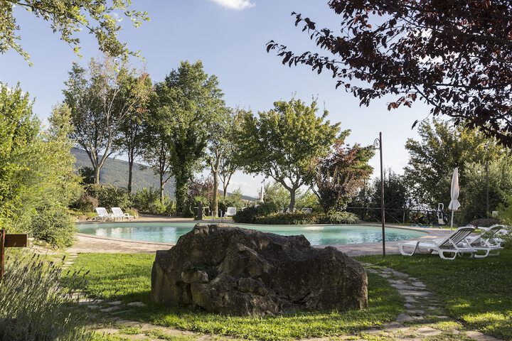 Pool 67 of 101