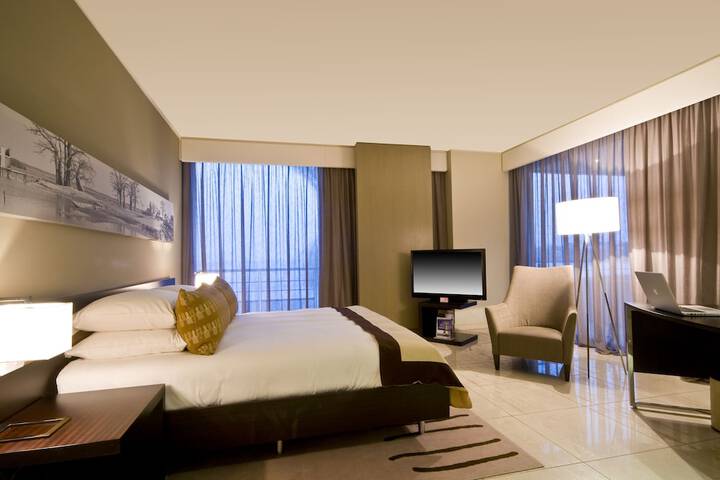 Room 11 of 272