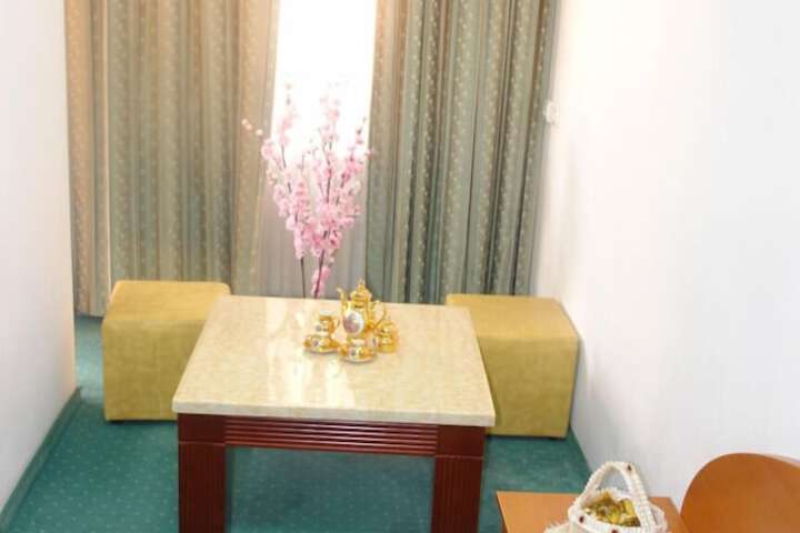 Room 12 of 29