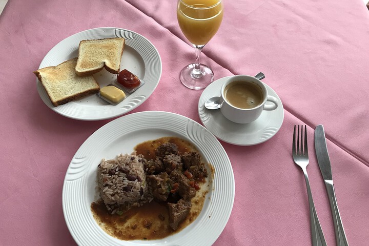 Breakfast meal