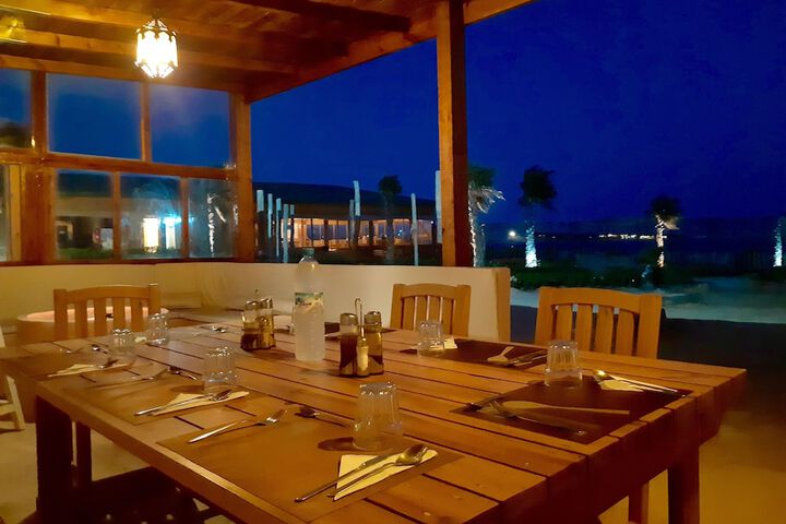 Dining 36 of 63