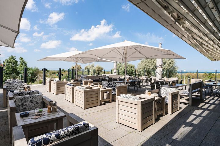 Sundeck 63 of 71