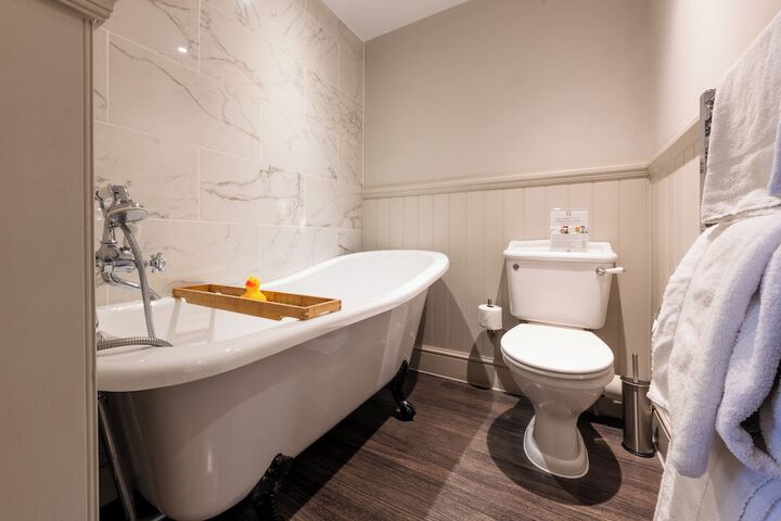 Bath Interior