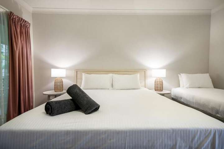 Room 7 of 38