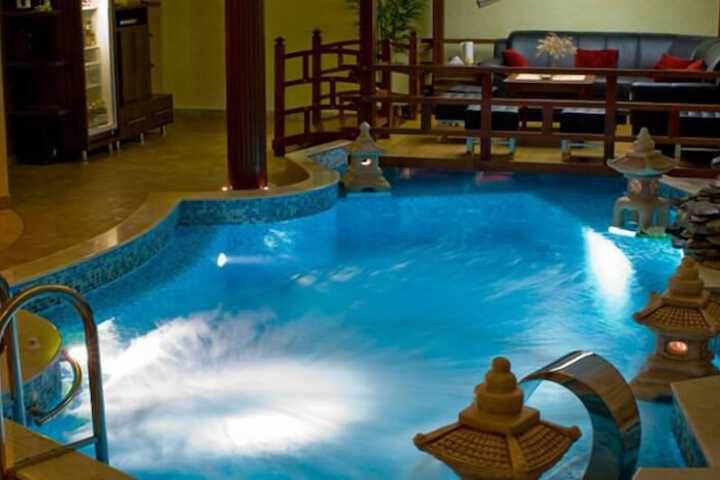 Pool 36 of 50