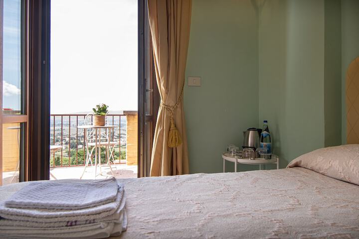 Room 16 of 59