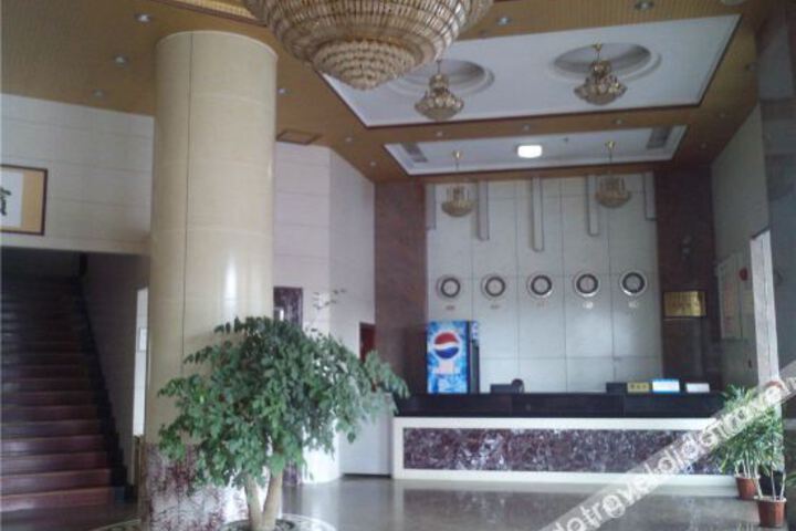 Hotel Interior 9 of 28
