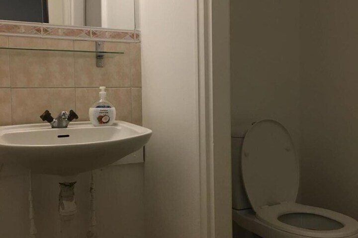 Room 24 of 50