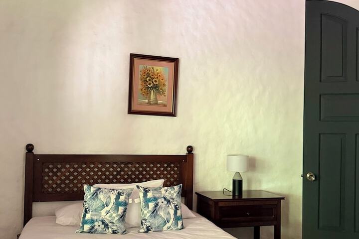 Room 45 of 159