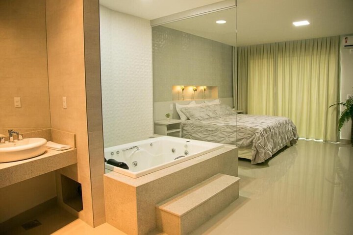 Room 14 of 53