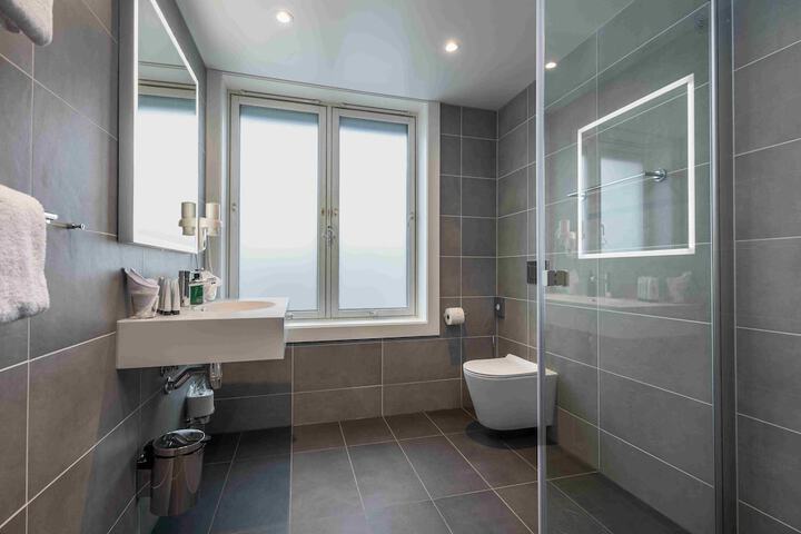 Bath Interior