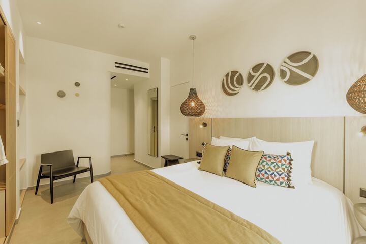 Room 20 of 80