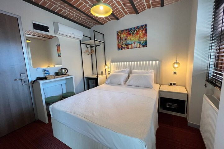 Room 20 of 47