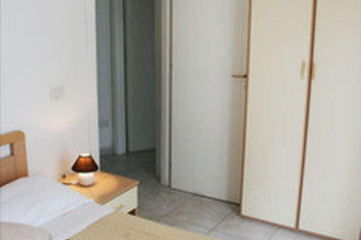 Room 18 of 23