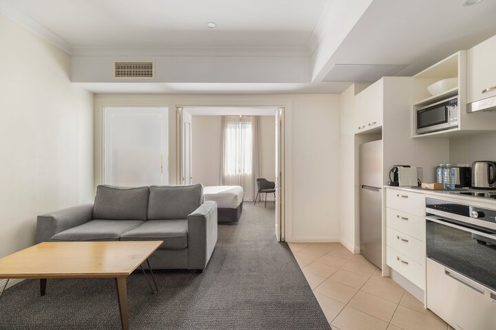 Room 26 of 39