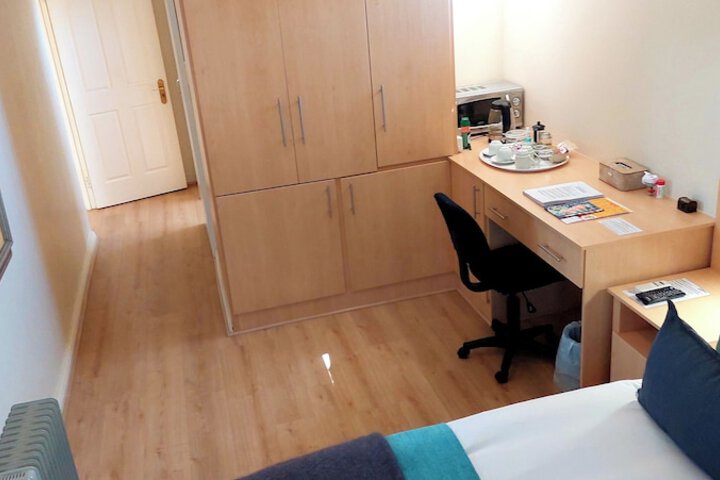 Room 19 of 150