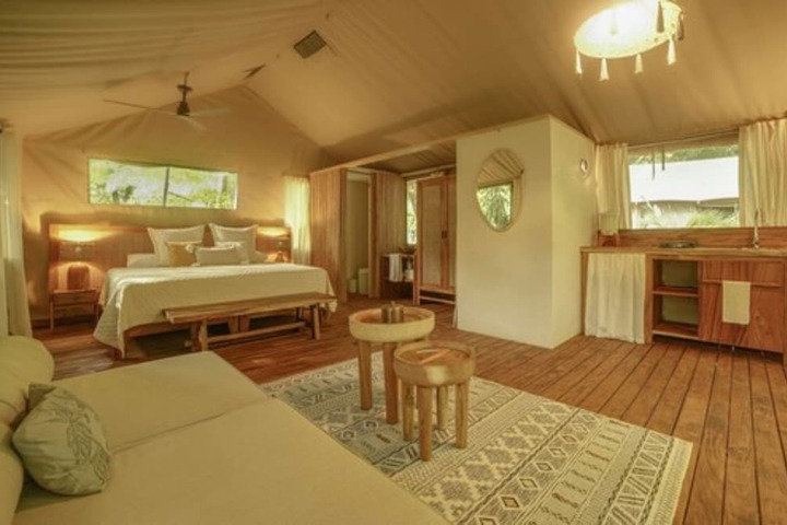 Room 8 of 75
