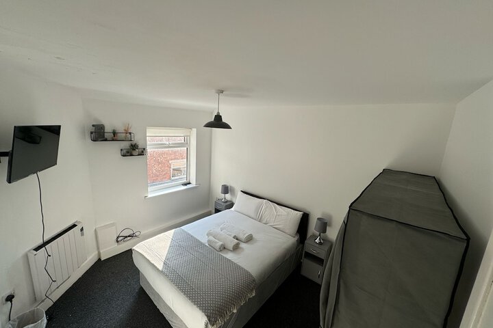 Room 9 of 112