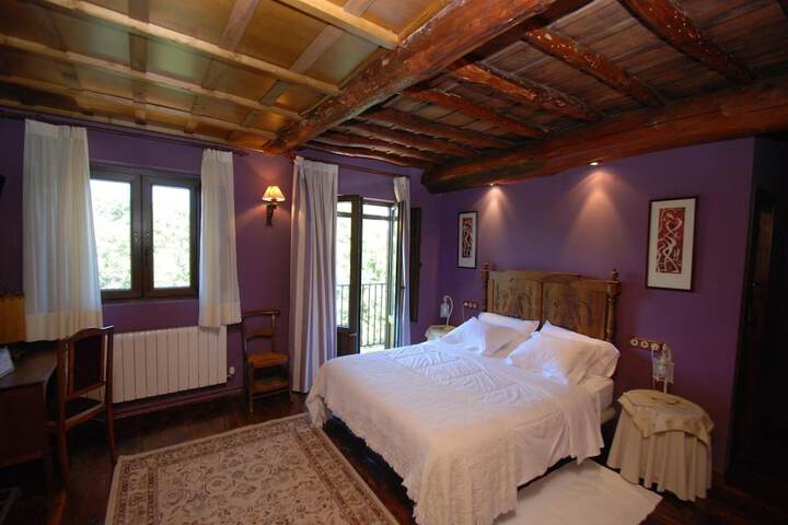 Room 14 of 47