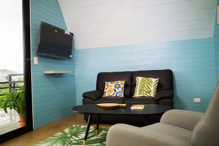 Room 174 of 391