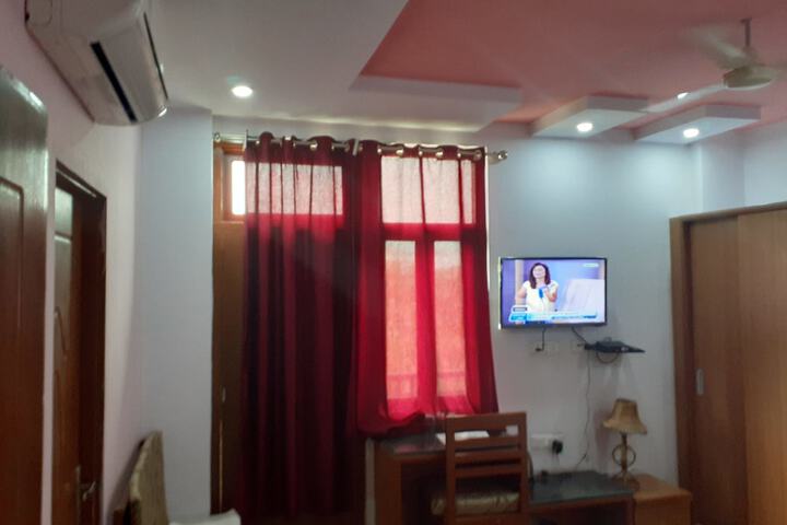 Room 15 of 57