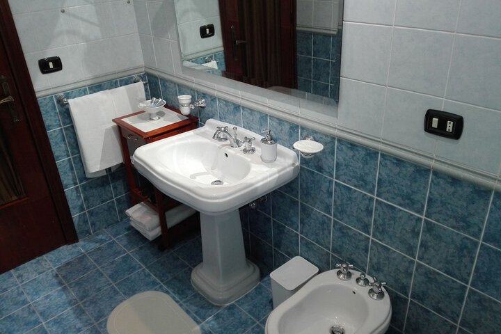 Room 14 of 20