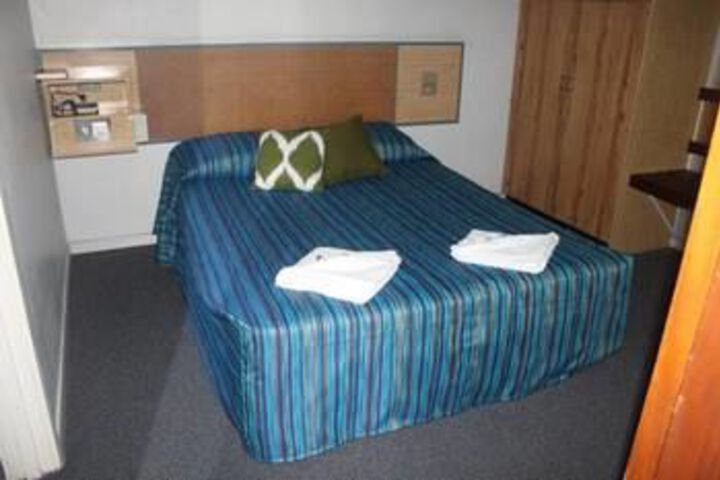 Room 19 of 71