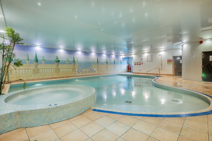 Hotel with Pool