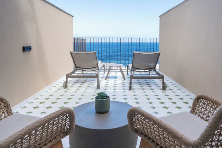 Terrace/Patio 13 of 58