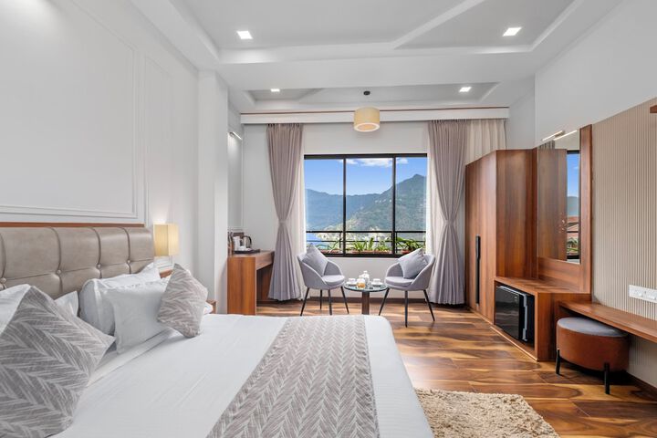 Room 30 of 40
