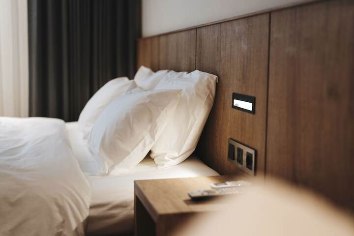 Room 15 of 24