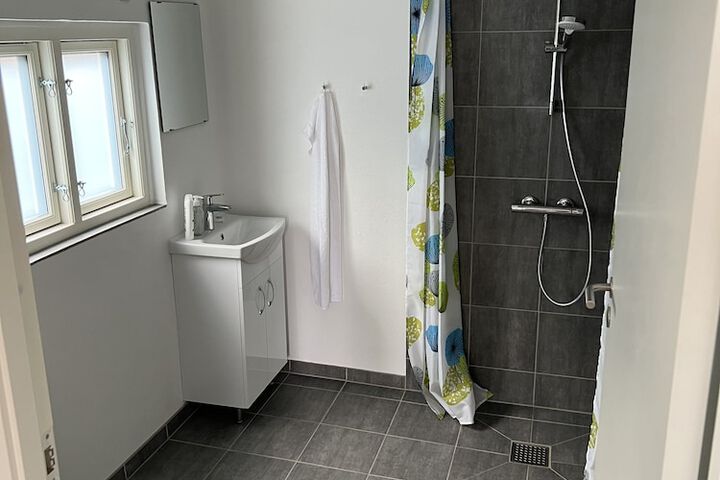Room 7 of 13