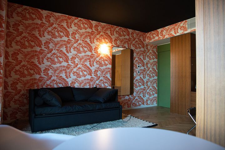 Room 40 of 130